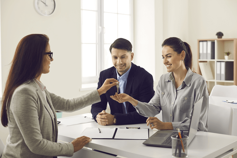 Handing keys to clients before closing day